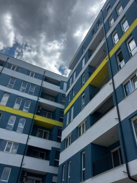 Shitet apartament 2+1 tek Univers City!