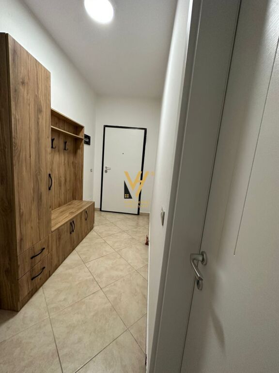 JEPET APARTAMENT 3+1 ME QERA NE ASTIR 830 EURO