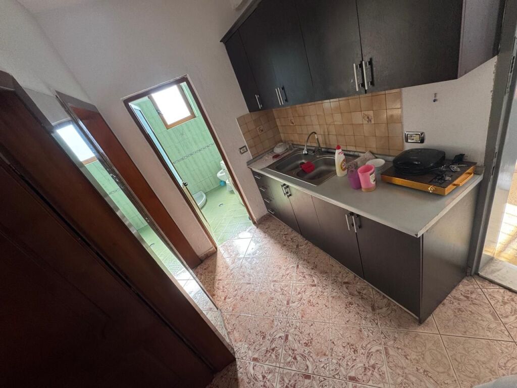 Apartament 1+1 ne Shitje pranë 21 Dhjetorit!!