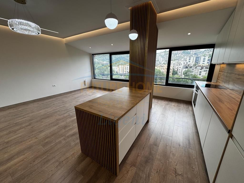 In vendita, Appartamento 2+1, Lago Secco, Tirana.