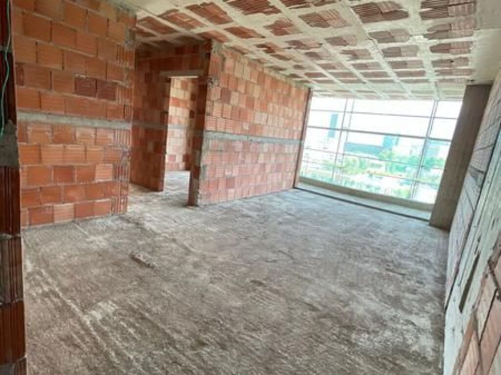 Shitet, Apartament 2+1+2, Blloku, Tirane.