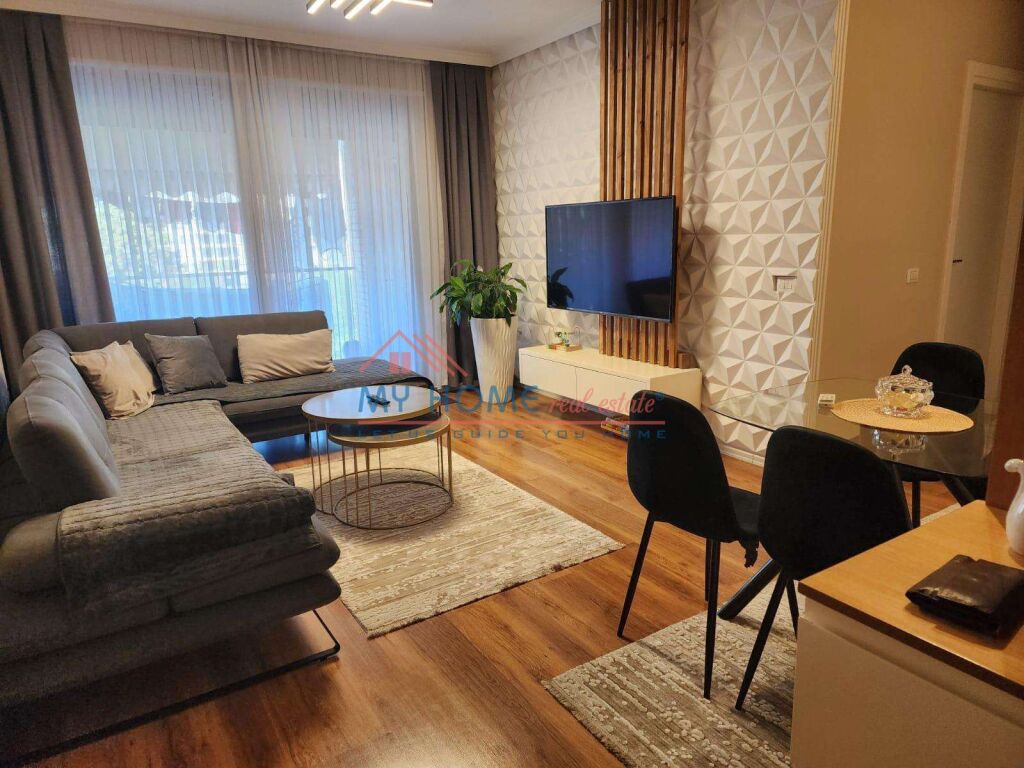 Appartamento 2+1 in affitto a Fiori di Bosko a Tirana