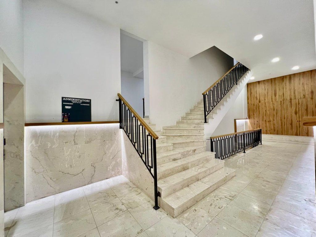 SHESIM, SUPER APARTAMENT 2️⃣➕1️⃣➕2️⃣ me POST PARKIMI, LIQENI THATË (PA MALORE)‼️