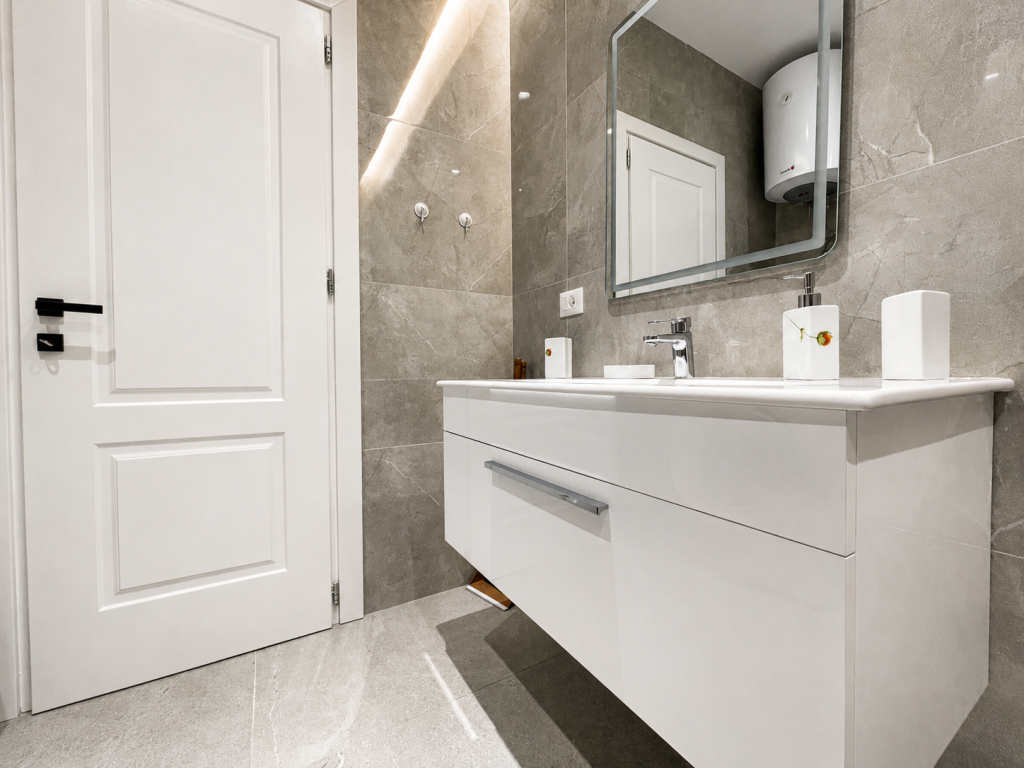 Appartamento 1+1 Arredato con Vista Mare in Vendita - Qerret, Kavajë