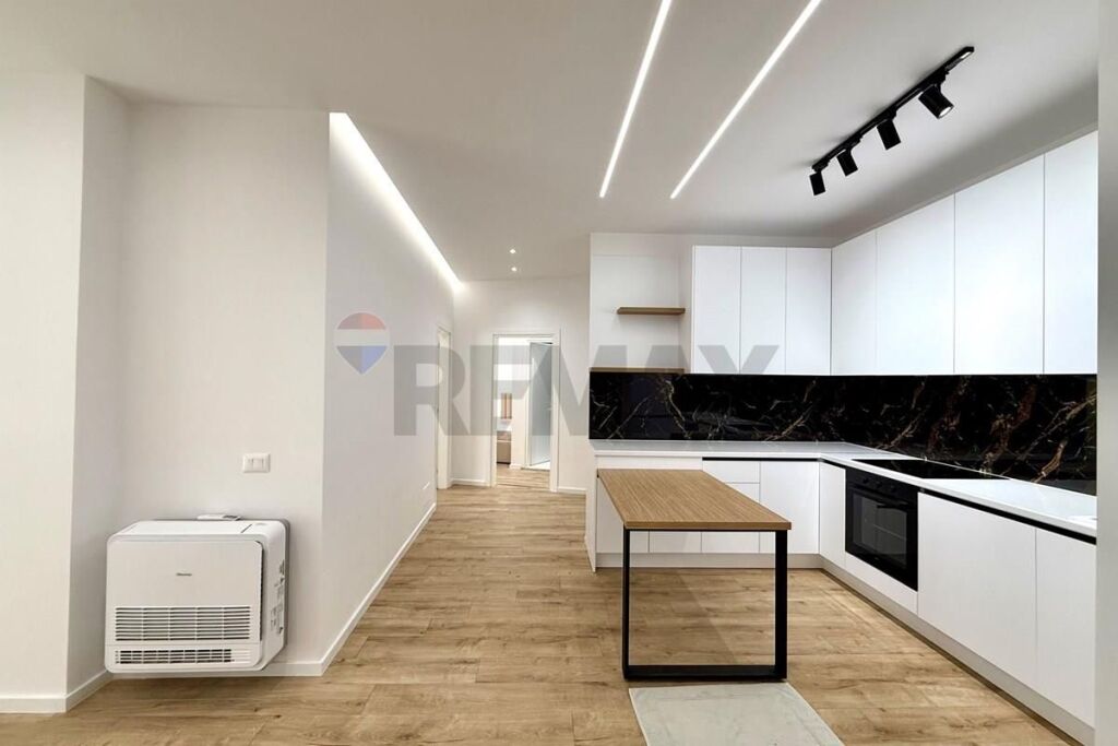 Modern apartment near the Zoo!
