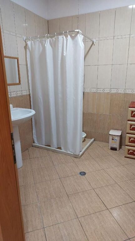 Jepet me qira apartament 2+1 📍 Yzberisht , Eco Market