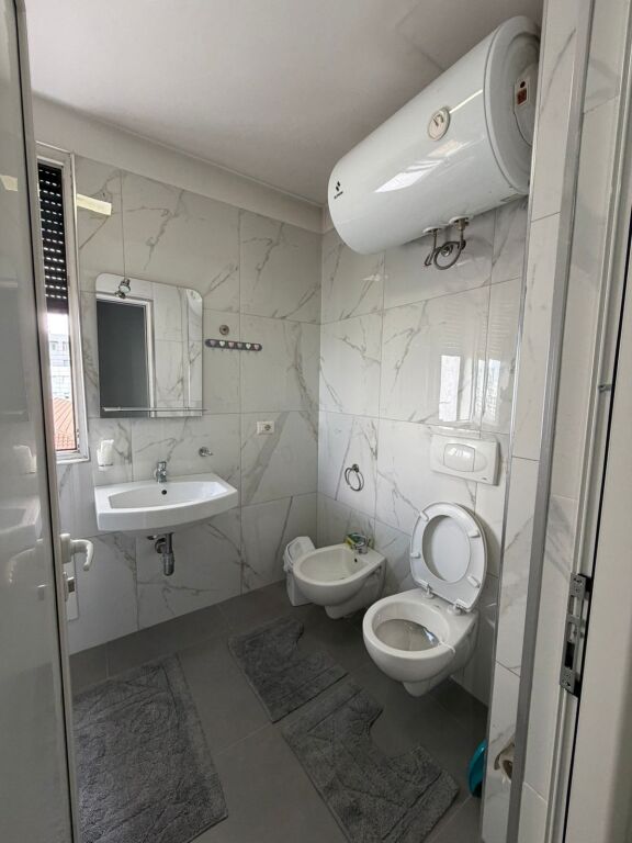 Qera | Apartament 1 + 1 | Farmacia 10 | 600 €/muaj