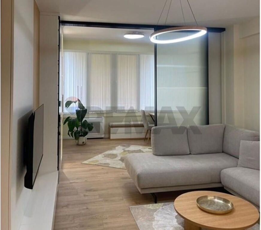 Apartament - Për Qira - Ambasada Amerikane, Tiranë