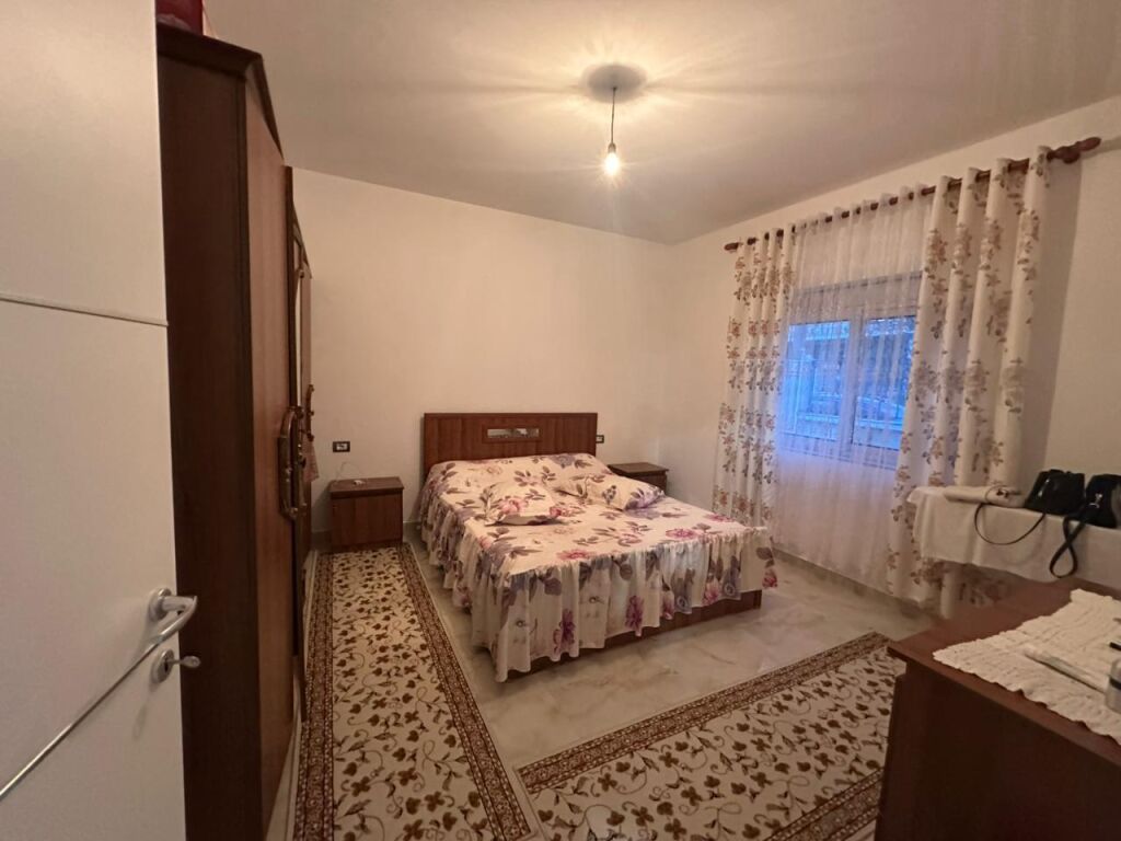 🏡 Shitet Shtëpi Private 1-Katëshe | 4 Rrugët, Shijak