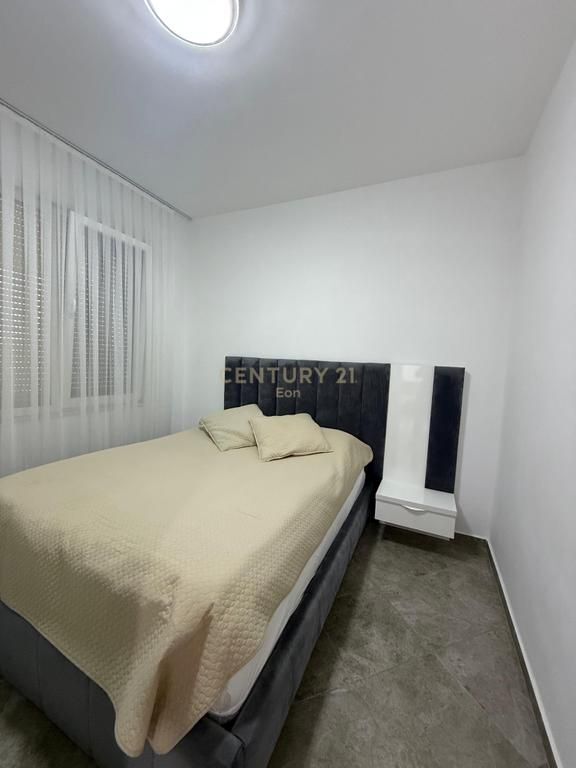 Apartament 2+1me Oborr 266 m2 për Shitje në Gjirin e Lalzit, Durrës !