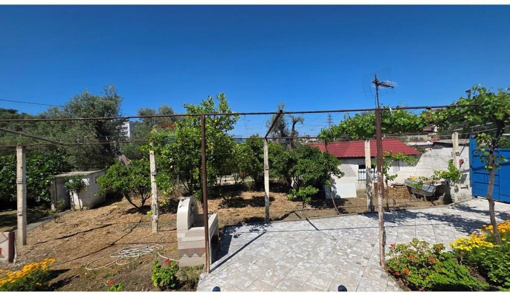 PRIVATE HOUSE FOR SALE OPPORTUNITY
