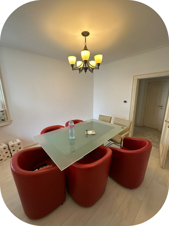FOR RENT | OFFICE IN BLLOK
