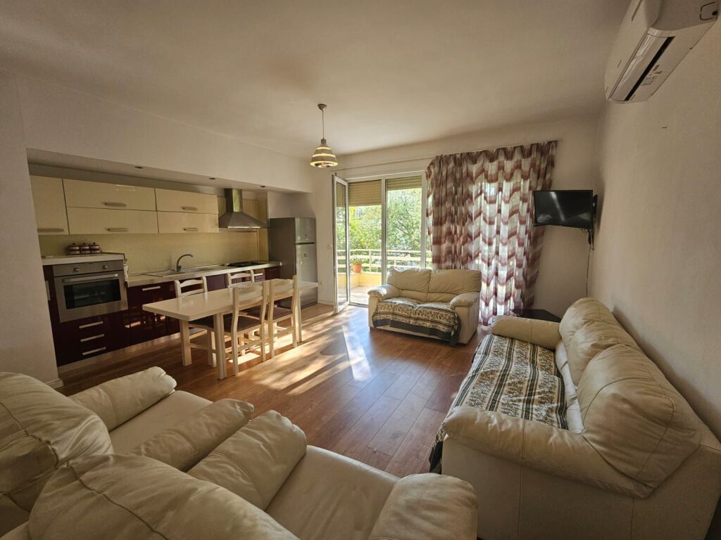 Apartament 2+1 per qira tek Kopshti Zoologjik!