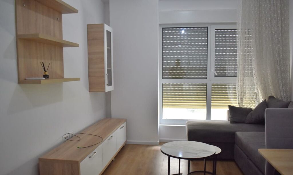 Affitto | Apartament 1 + 1 | Ali Demi | 450 €/mese