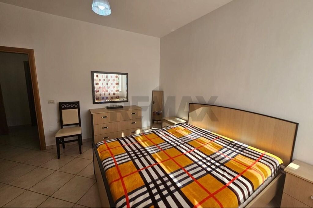 Apartament 2+1 per qira tek Liqeni i Thate!