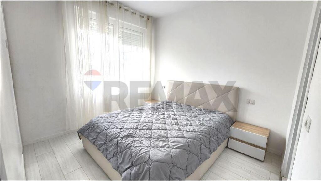 Apartament 2+1 per qira tek Shkolla e Baletit