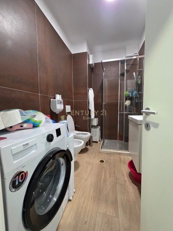 VENDESI SUPER APPARTAMENTO 2+1 CON VISTA MARE A QERRET!