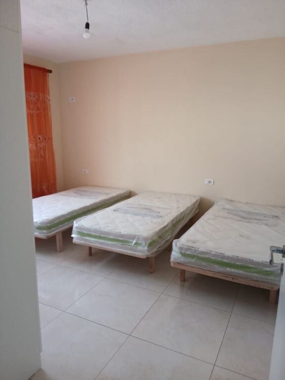 Apartament 1+1 me qira – Medrese !