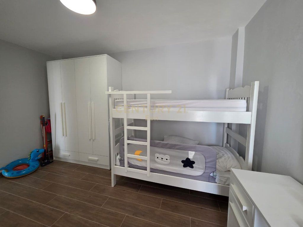 VENDESI SUPER APPARTAMENTO 2+1 CON VISTA MARE A QERRET!