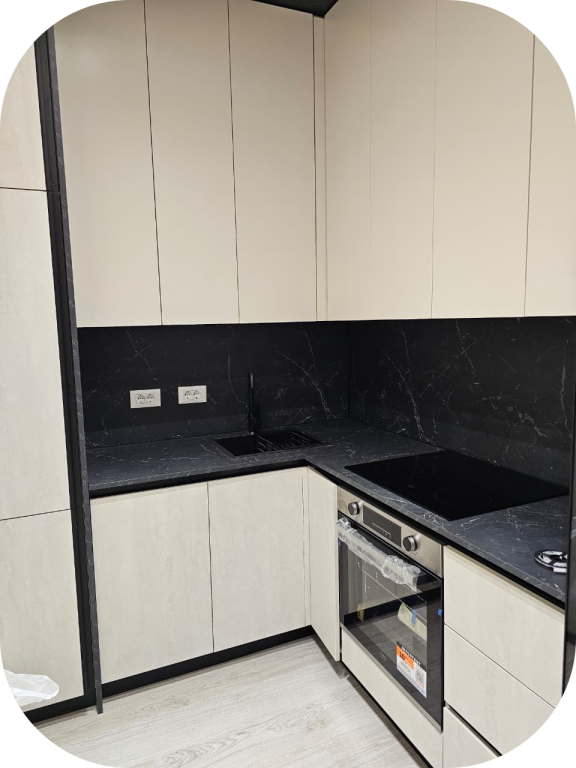 JEPET ME QIRA  APARTAMENT LUKSOZ 2+1+2 + POST PARKIMI  📍 Kompleksi Delijorgji, Tiranë
