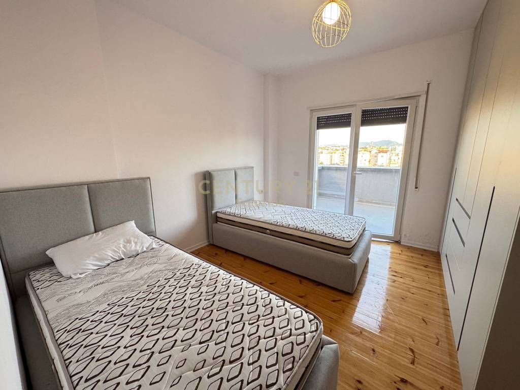 FOR RENT APARTMENT 2+1+2+VERANDA IN XHAMLLIK! 750 € /Month