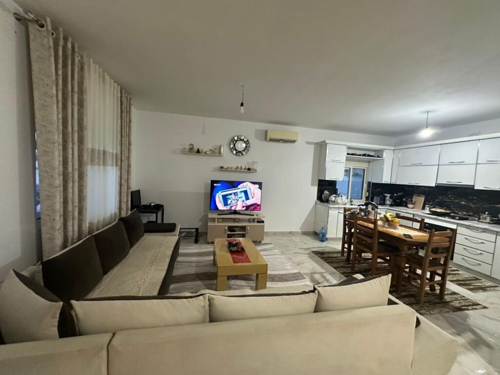 🏡 Shitet Shtëpi Private 1-Katëshe | 4 Rrugët, Shijak