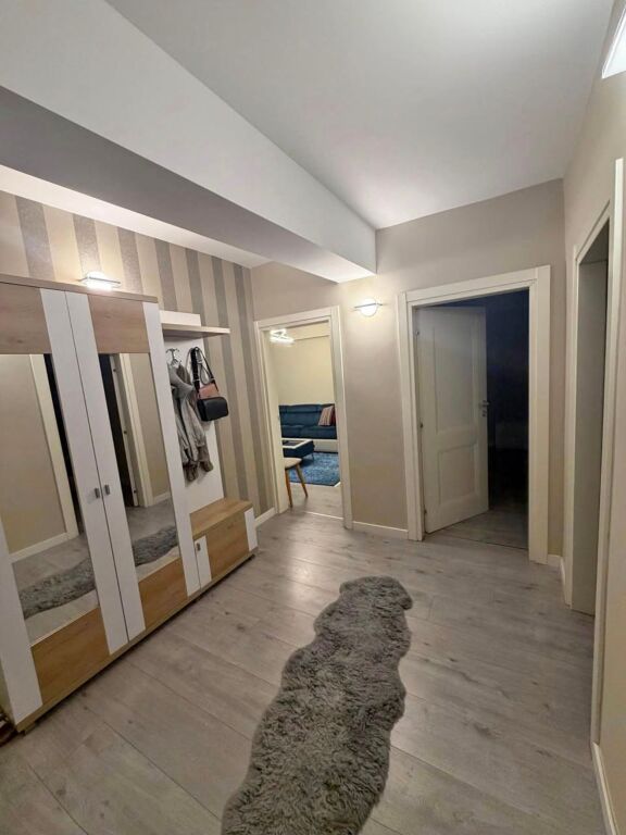 Apartament 2+1 Me Qera — Rruga E Portit  Rruga e re e Portit, Durrës Albania 600 € /Muaj