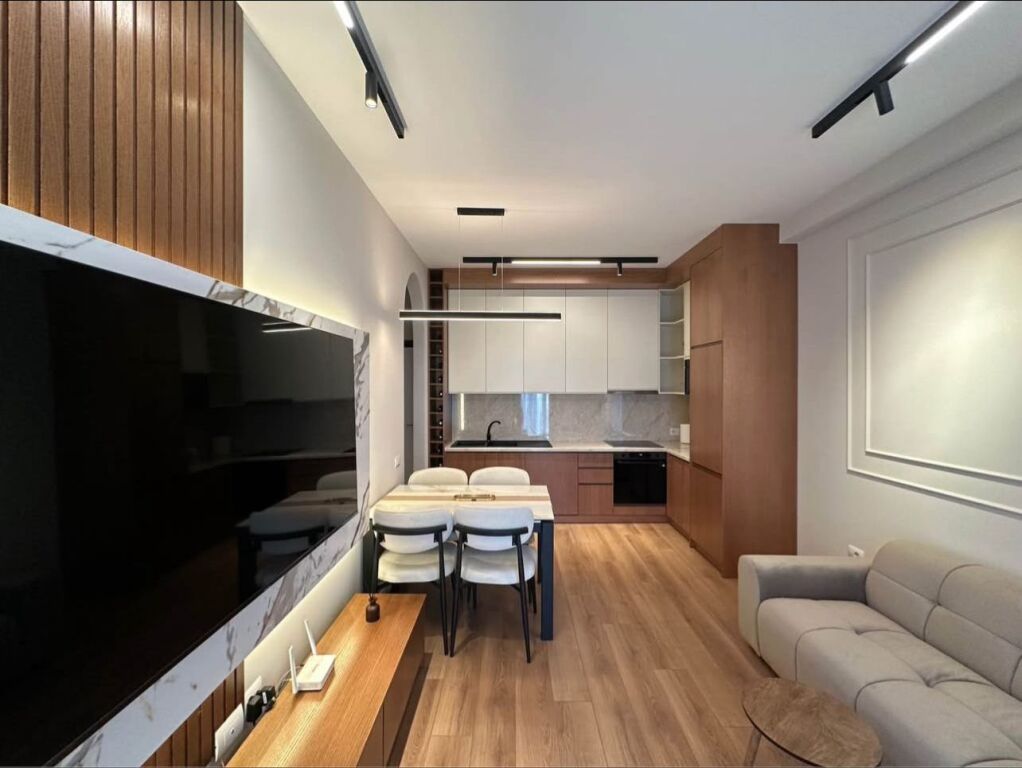 hitet, Apartment 1+1 , Bedri Karapici Street, Tirana . Empire69560