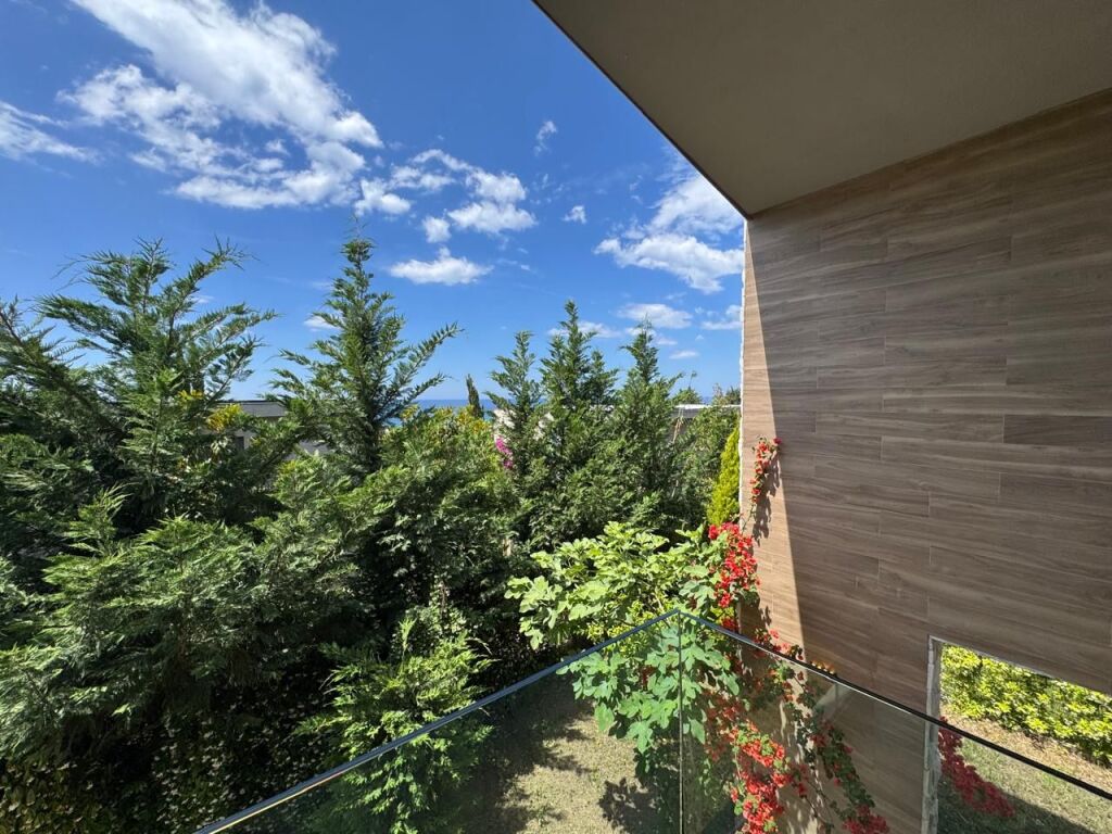 Villa in vendita a Palase, Dhermi (Villa Fir Sale, Palase, Drymades)