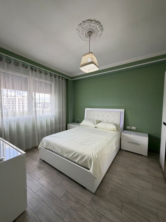 Qera | Apartament 1 + 1 | Farmacia 10 | 600 €/muaj