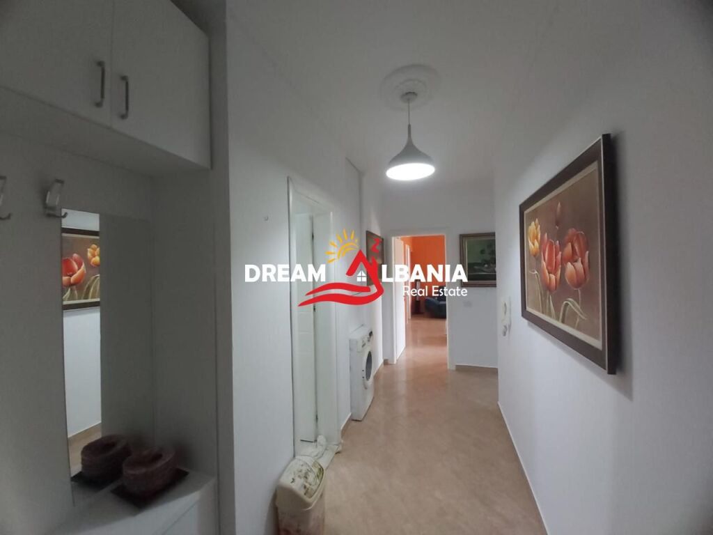 Jepet me qera apartament 2+1 te Kompleksi Grand ne Qytet Studenti, Tirane (ID 42215563).