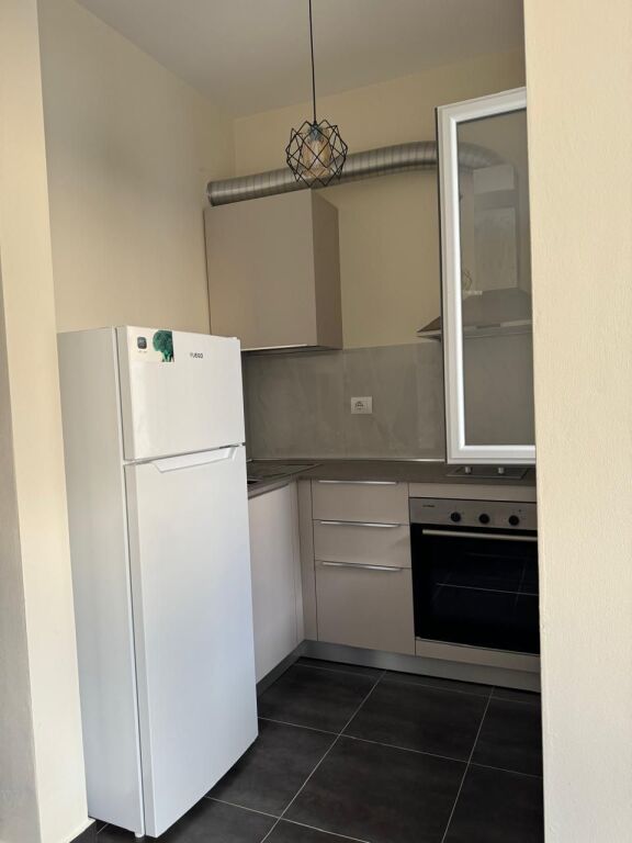 Shitet Apartament 1+1 ne Gjire te lalzit  / Tek FishLand