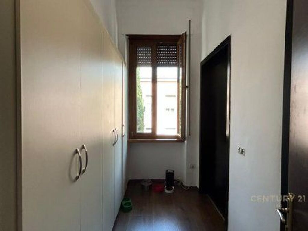  AMBIENT ZYRE PER QERA NE BLLOK