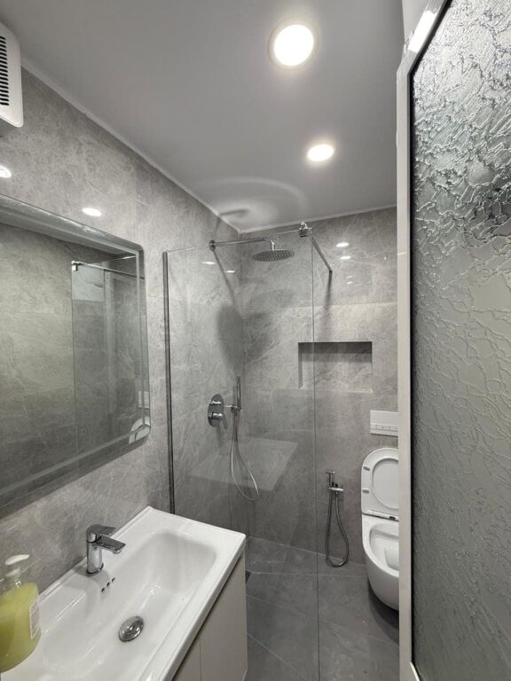 Office for rent at the Former Electric Market (ID BZ2974) Tirana