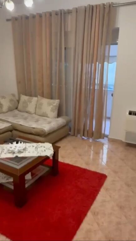 Rent | Apartament 3 + 1 | Rruga e Elbasanit | 800 €/month