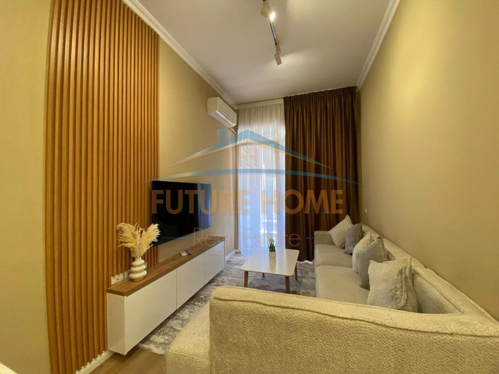 Qira, Apartament 1+1+Post Parkimi, Kopshti Botanik