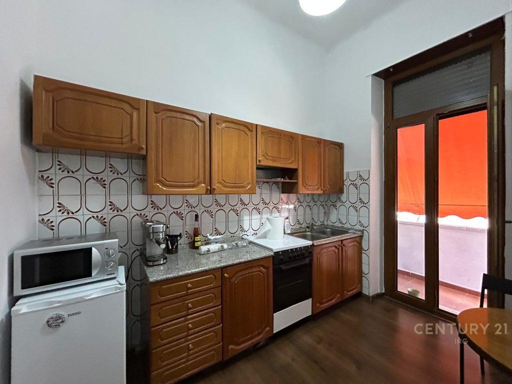 UFFICIO IN AFFITTO A BLLOK 2.100 € /Mese