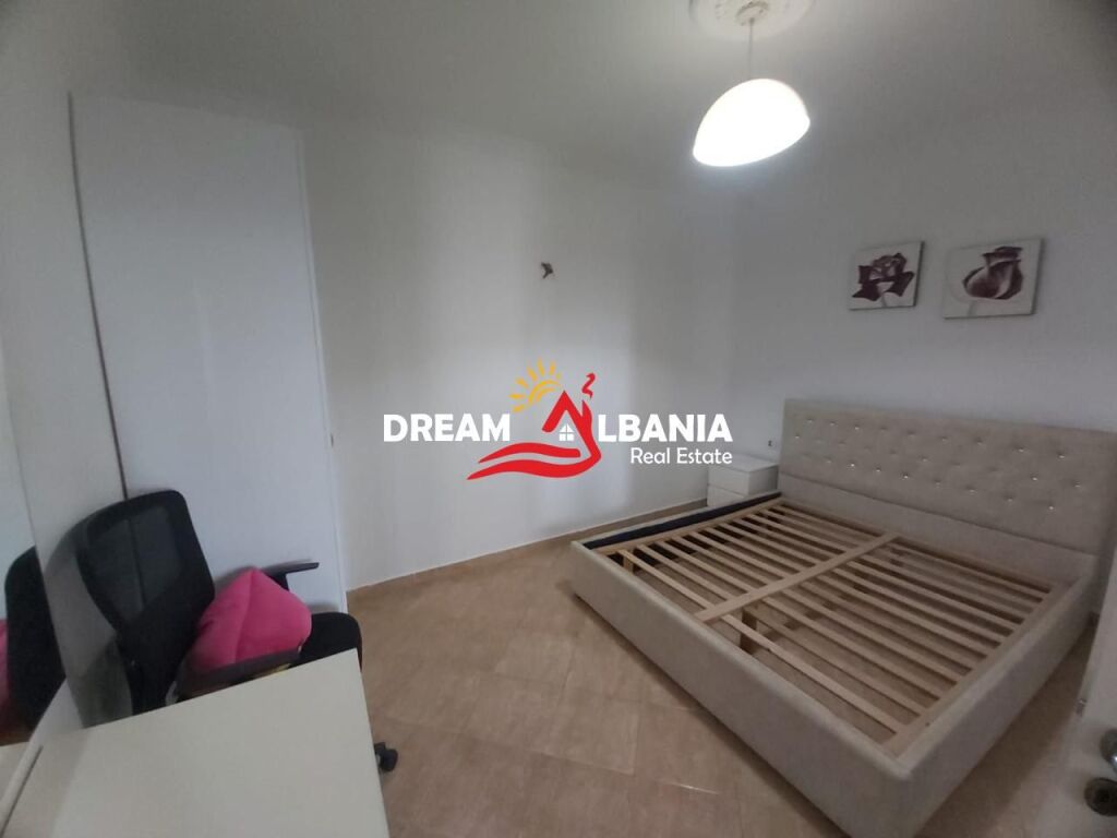 Jepet me qera apartament 2+1 te Kompleksi Grand ne Qytet Studenti, Tirane (ID 42215563).