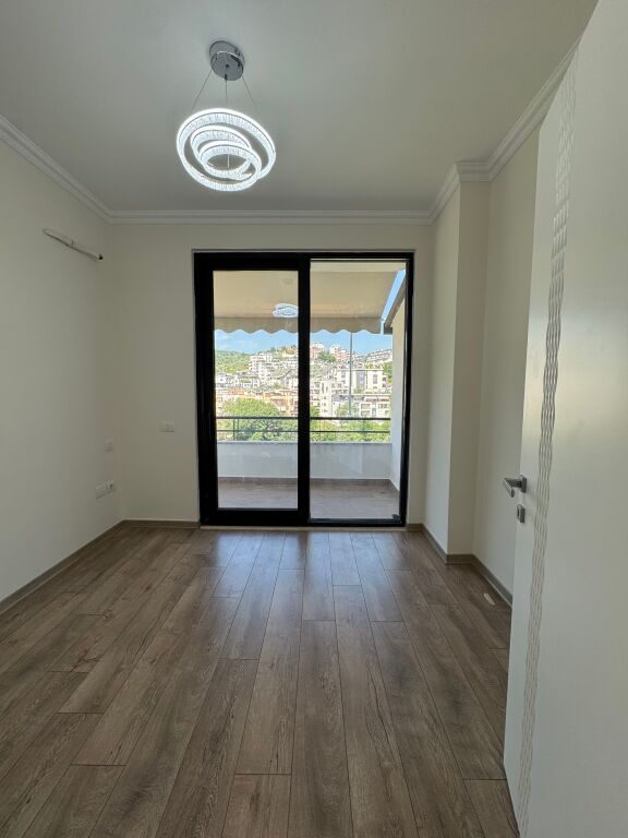 Appartamento 2+1 in vendita Lago Secco