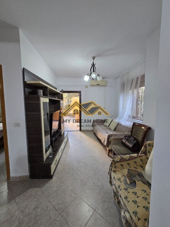 SHITET APARTAMENT 1+1 ME OBORR – SHKËMBI I KAVAJËS,VIJE E DYTE ME DETIN