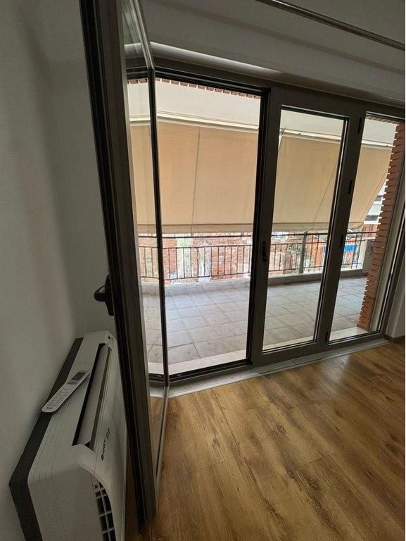 Apartament 1+1 Me Qira në Kompleksin Delijorgji, Tiranë (650€ ose 800€)