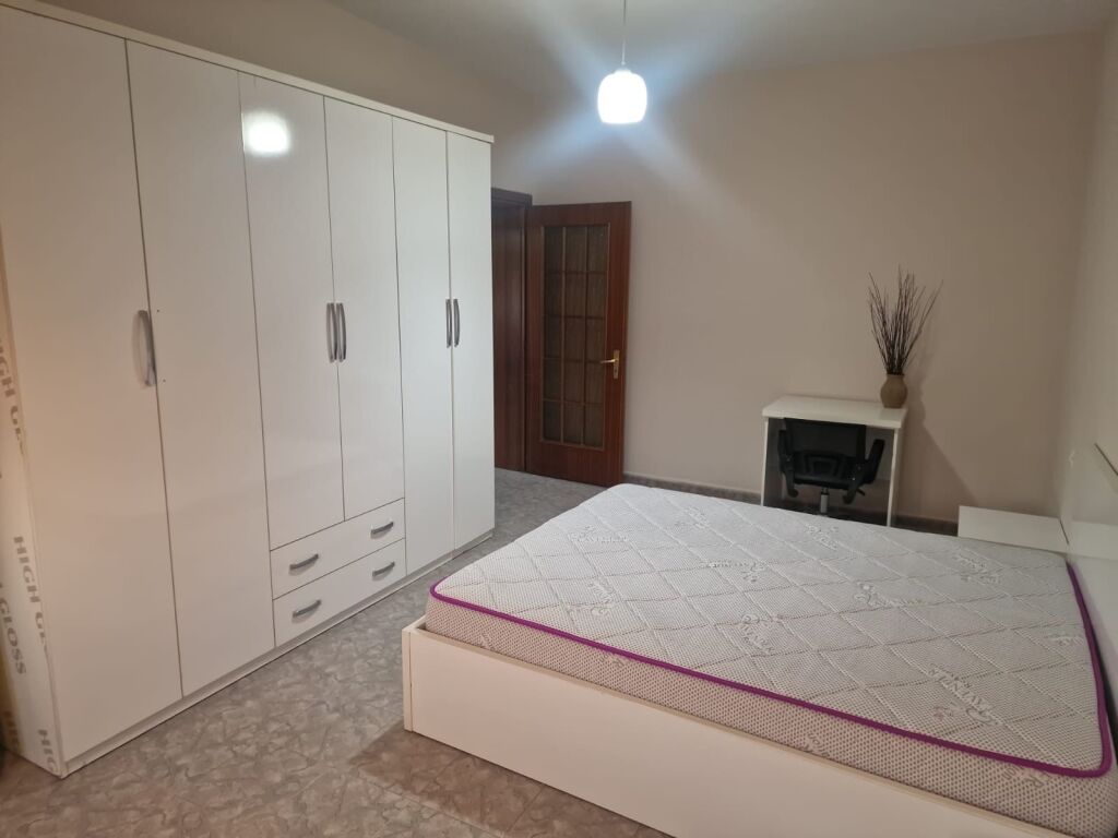 Appartamento 2+1 in affitto in Via Durazzo