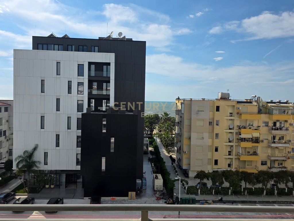 VENDESI SUPER APPARTAMENTO 2+1 CON VISTA MARE A QERRET!