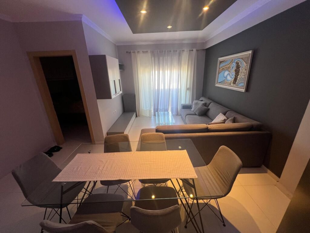 QERA APARTAMENT 3+1+2 - FRESK