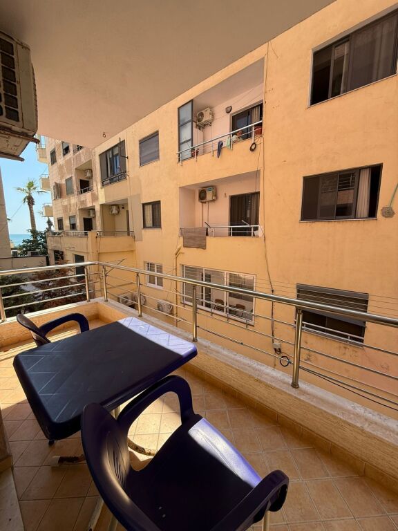 Apartament 1+1 me qera në Stacionin e Parë të Plazhit