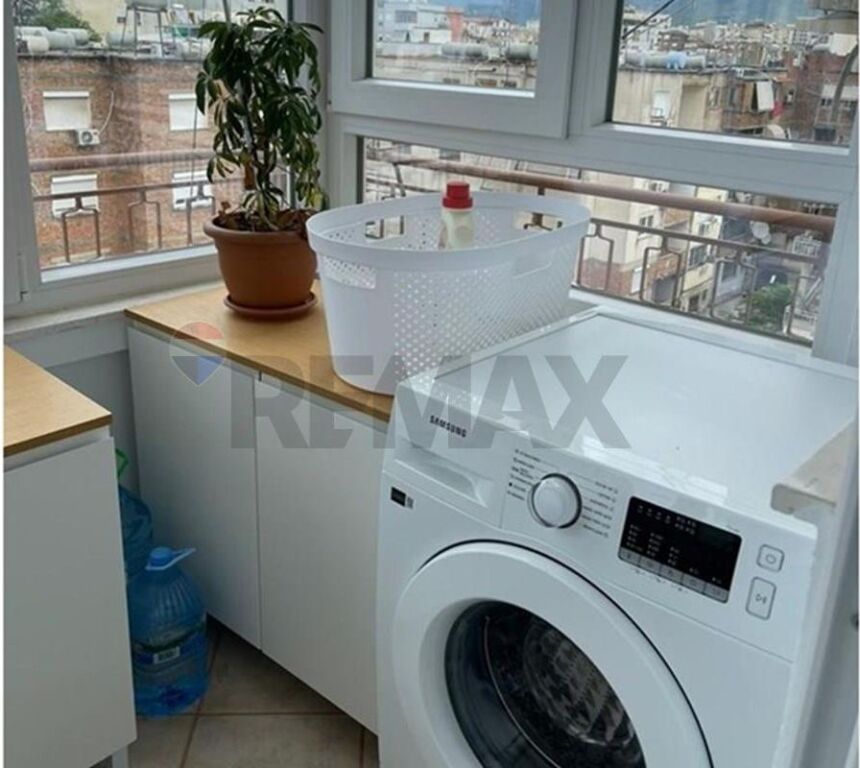 Apartament - Për Qira - Ambasada Amerikane, Tiranë