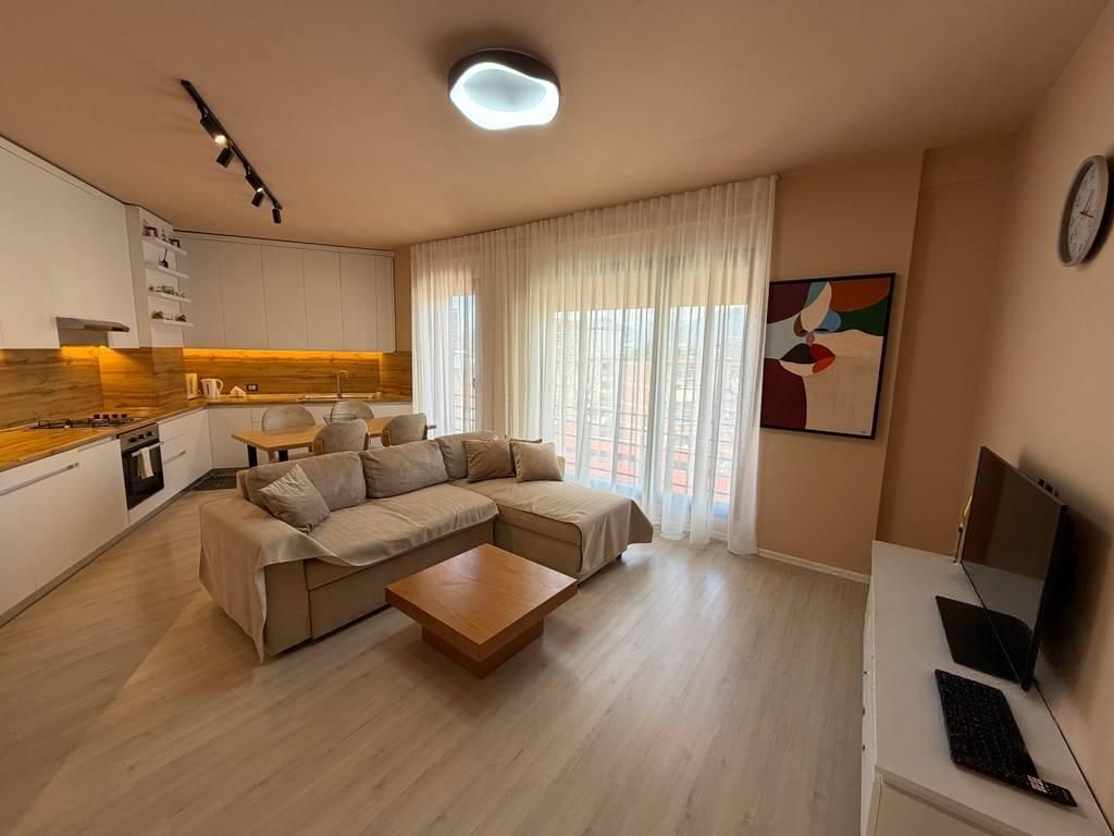 Ofrojme apartament 1+1 per qira perballe Harry Fultz!