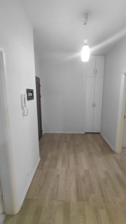 Appartamento 2+1 arredato in affitto tel Kodra e Diellit