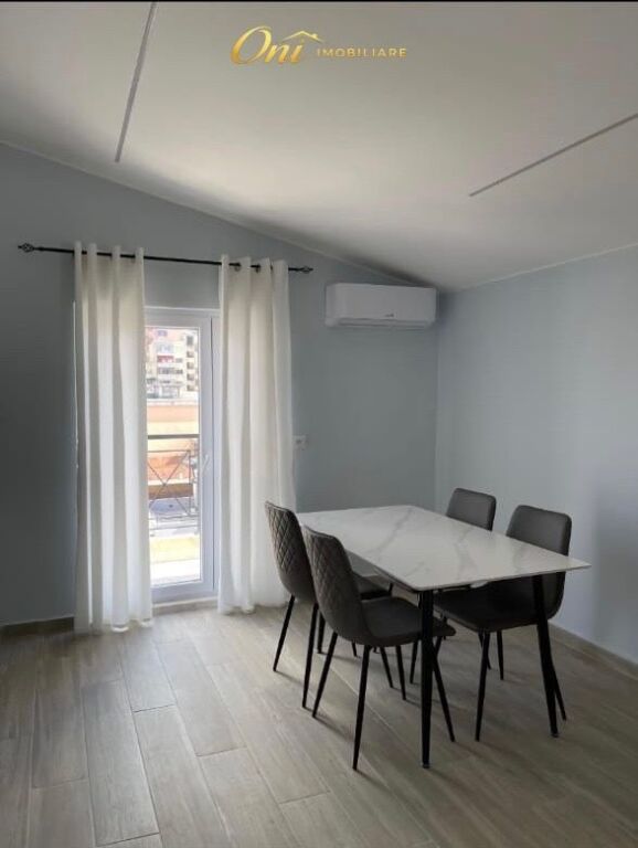 JEPET APARTAMENT ME QERA 1+1 ISH PARKU I AUTOBUSAVE
