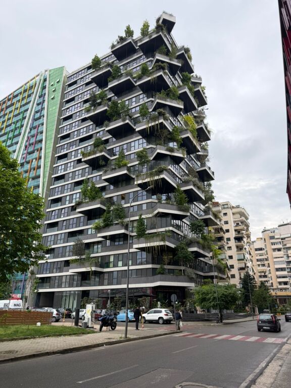 📍 ZYRE PREMIUM ME QERA TEK VERTICAL FOREST | RRUGA DERVISH HIMA